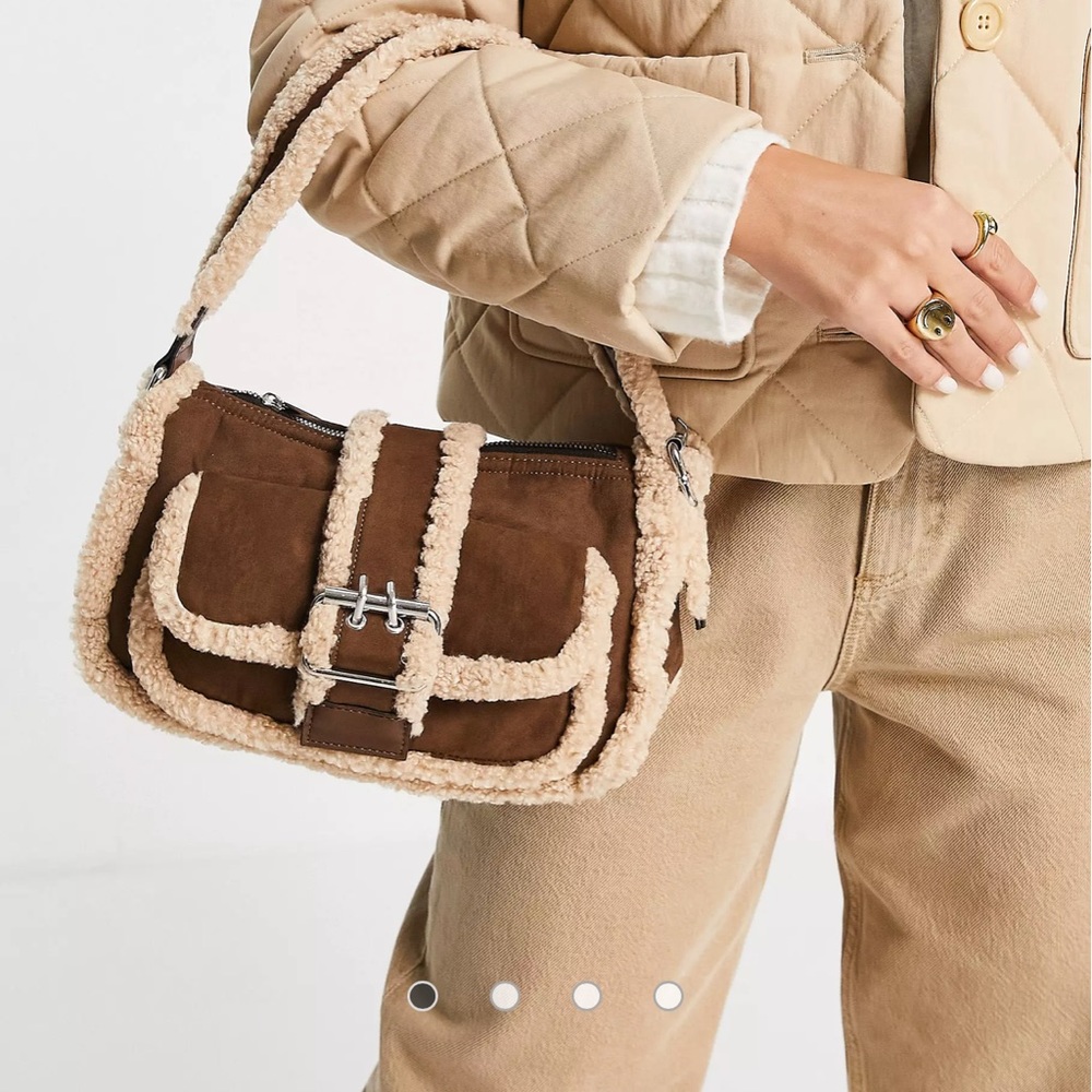 ISO TOPSHOP ASOS SHERPA SHEARLING BAG